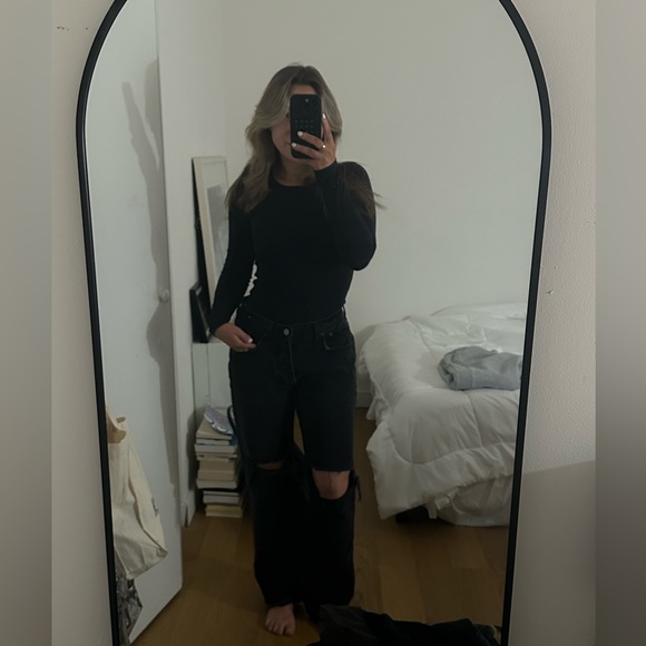 Abercrombie 90’s Low Rise Baggy Jean size 2 - Picture 2 of 4